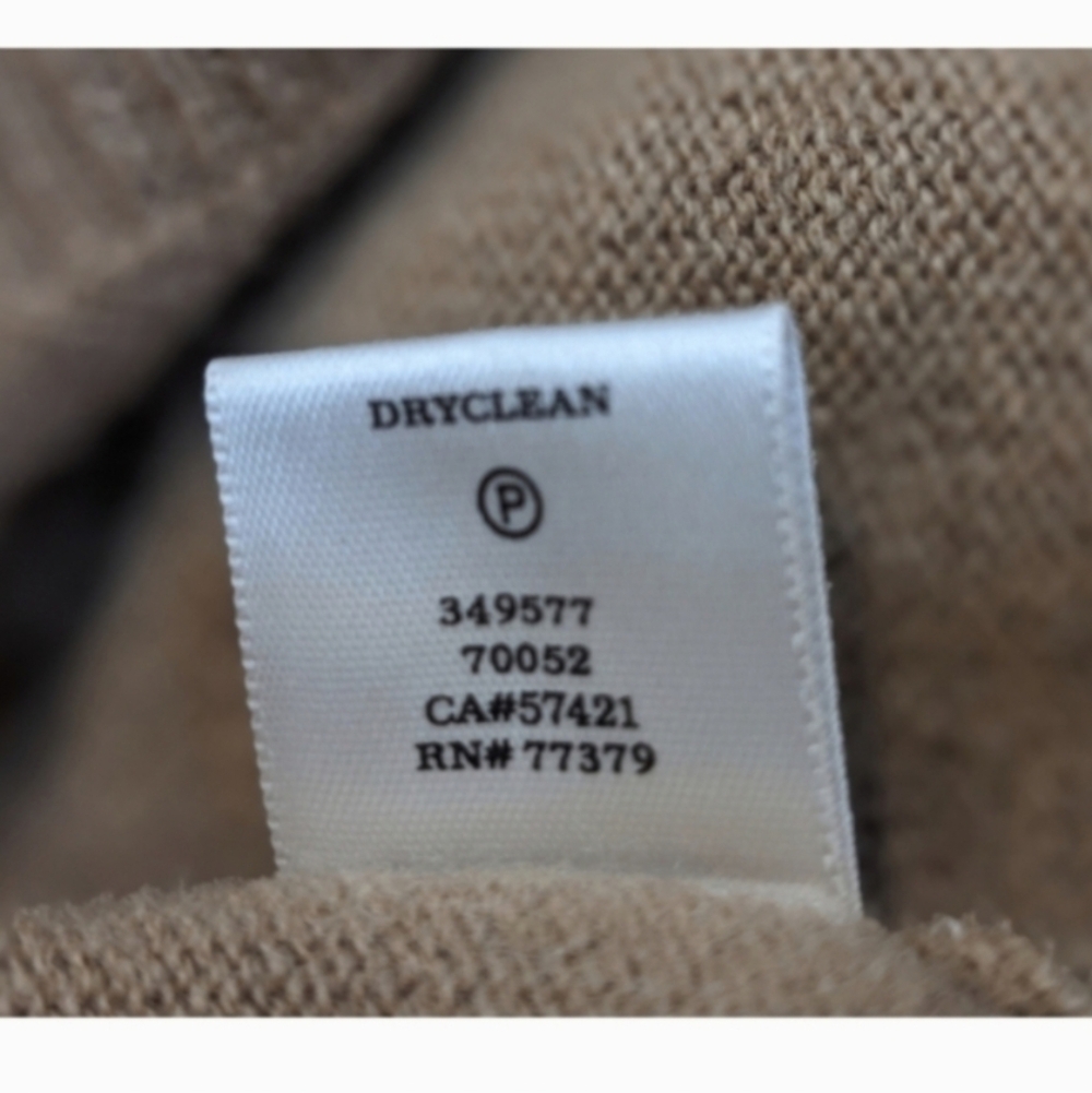 Cashmere Sweater - Picture 5 of 5